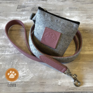 Clover Lead & Pouch
